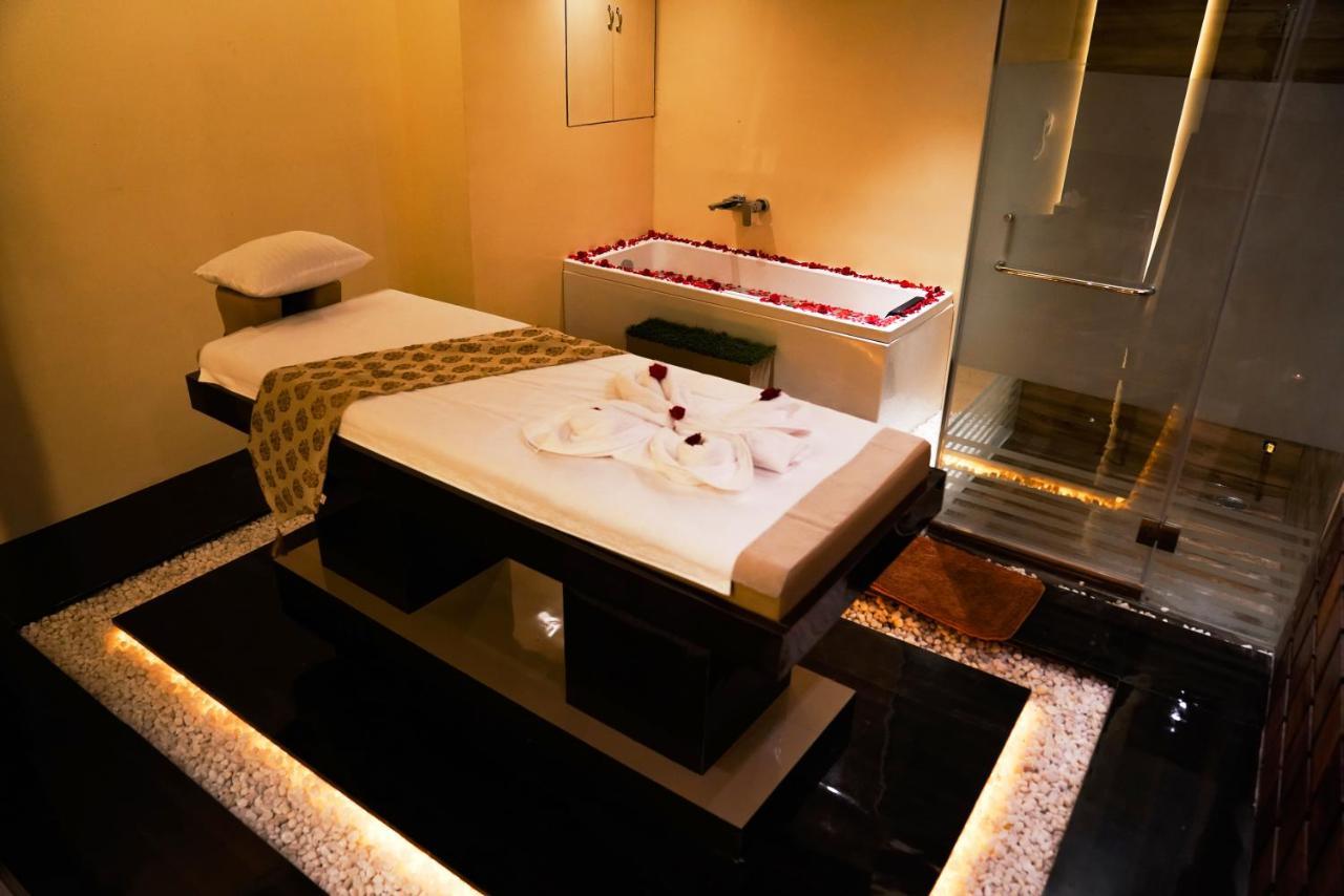Hotel Roopa Mysore Εξωτερικό φωτογραφία