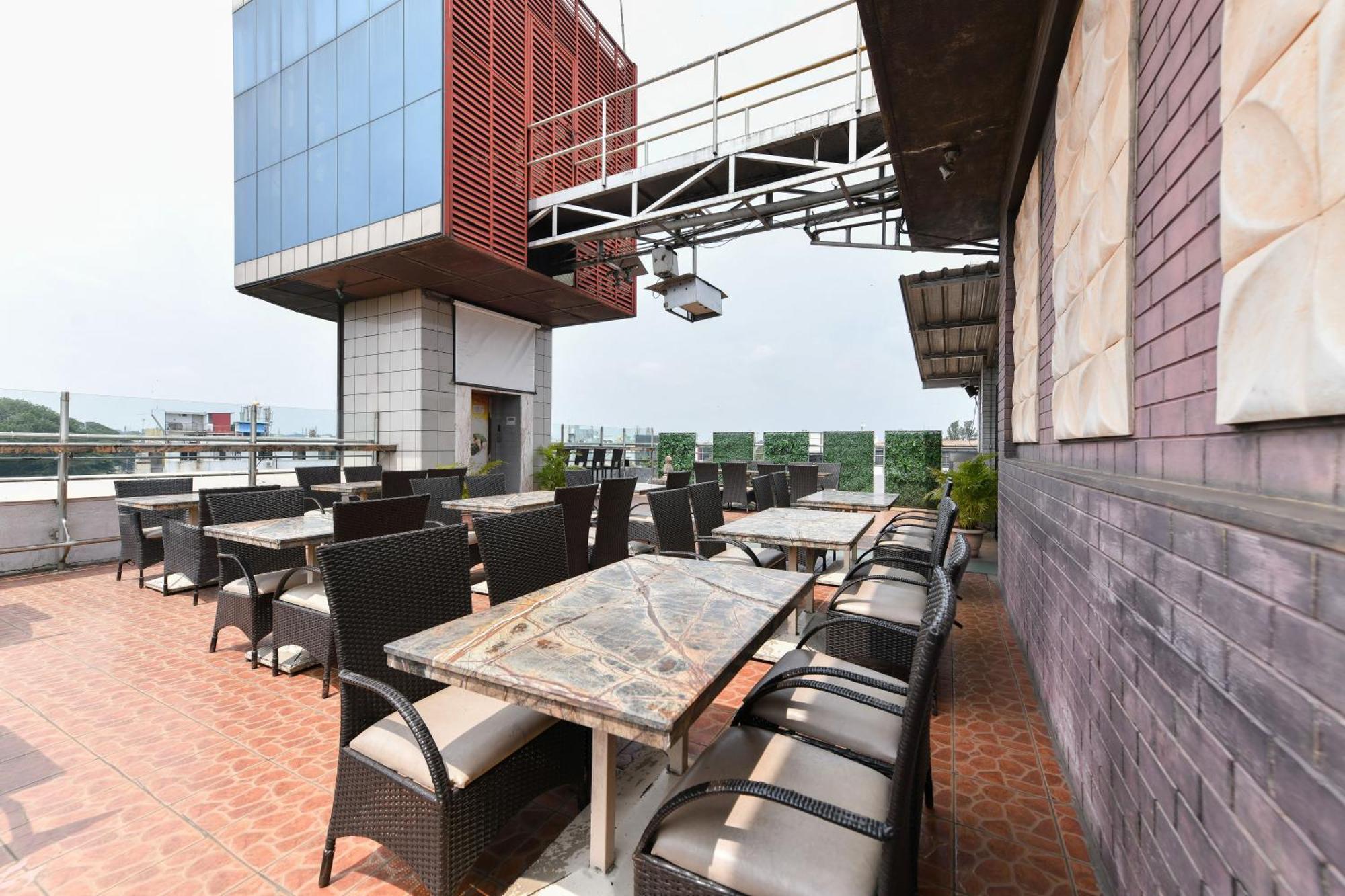 Hotel Roopa Mysore Εξωτερικό φωτογραφία