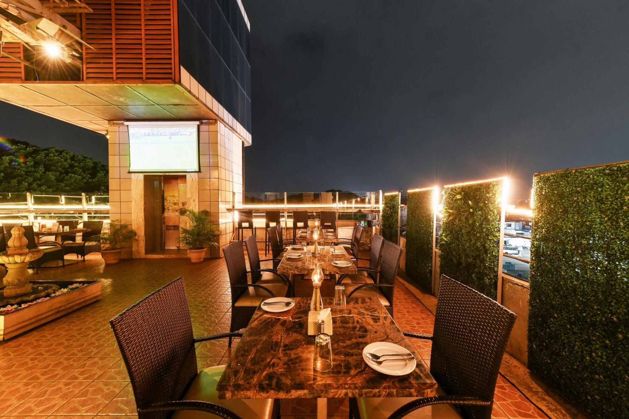 Hotel Roopa Mysore Εξωτερικό φωτογραφία